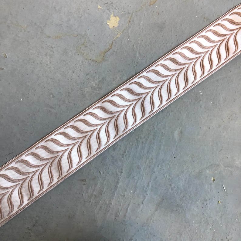 Linen rectangular Tableskirt console trim tape ribbon fabric colors off white flax lining custom sizes tablecloth box pleat navy2